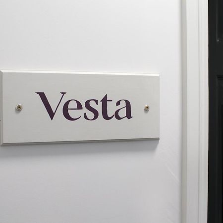 Vesta Central Bath Apartment Esterno foto